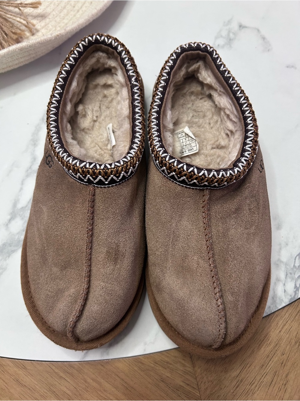 UGG tazman
